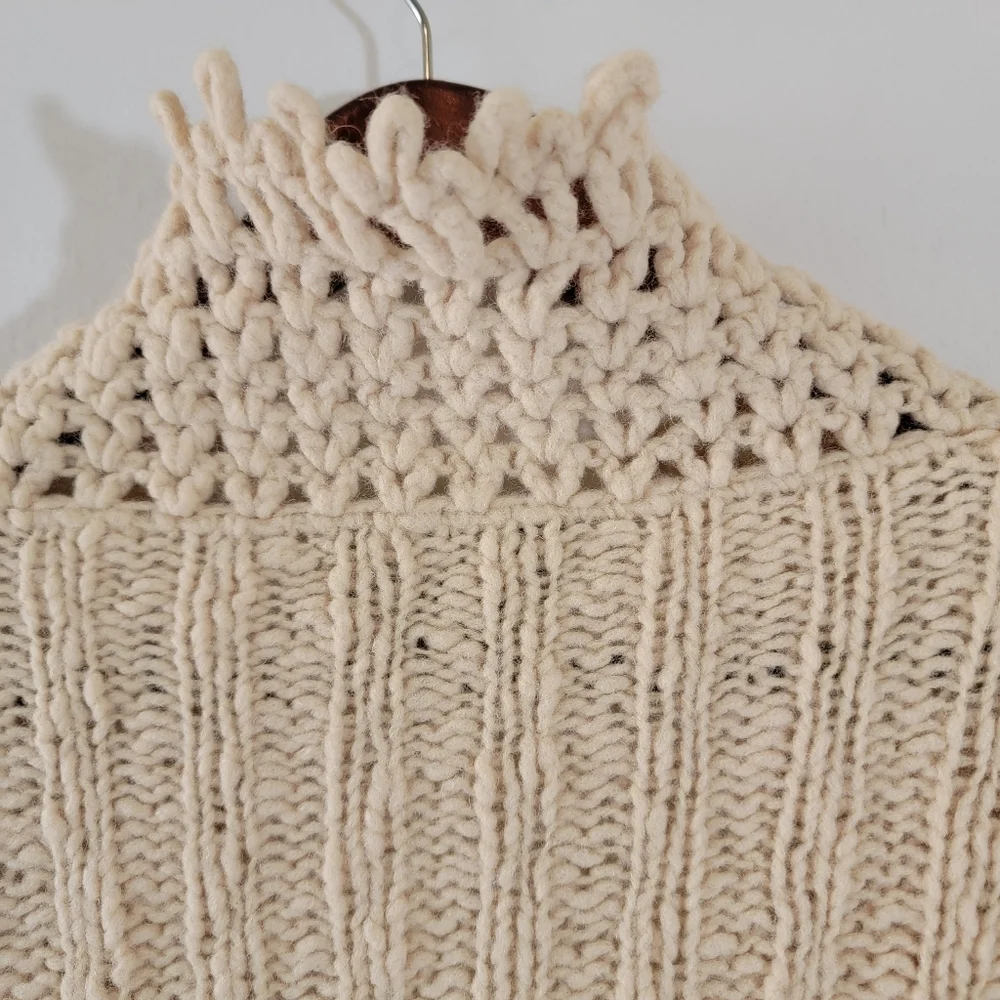 VTG EXPRESS Handknit Tan Wool Blend Cardigan M Eyelet Y2K Cottagecore Festival